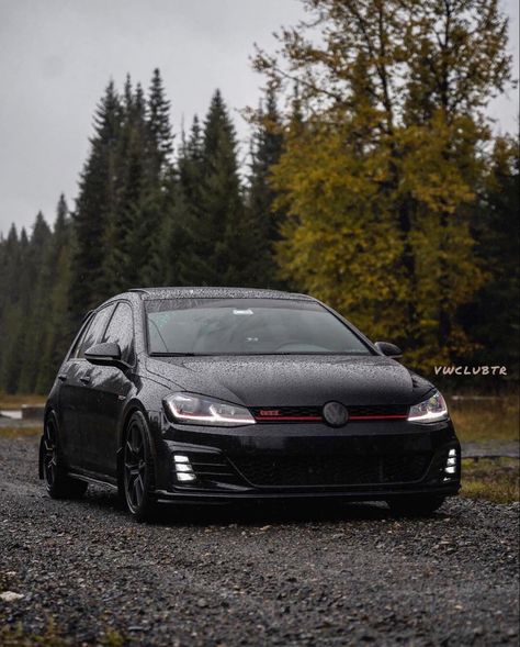 Mk7 Gti Black, Polo Gt, Golf 7 R, Golf 7 Gti, Dream Cars Bmw, Golf R, Golf 7, Pretty Cars, Golf Gti