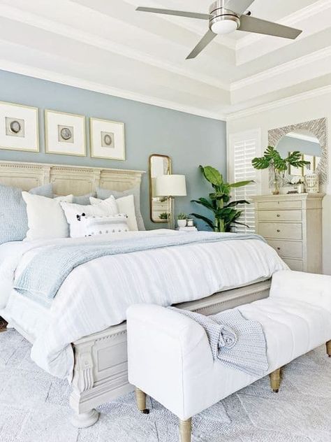 Light Blue Bedroom, Coastal Bedroom Decorating, Beach House Bedroom, Blue Bedroom Decor, Beach Bedroom, Coastal Bedroom, Traditional Bedroom, Bedrooms Decor, Master Bed