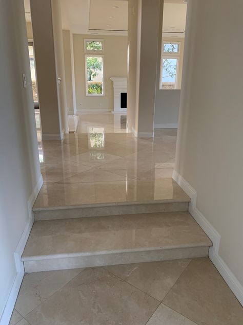 Marble Floors Bedroom, Shiny Kitchen Floor Tiles, Large Marble Floor Tiles, Polish Tile Floors, Homes With Tile Floors, Marble Floor Apartment, Marble Floors Living Room, Marble Bedroom Floor, Shiny Floor Tiles