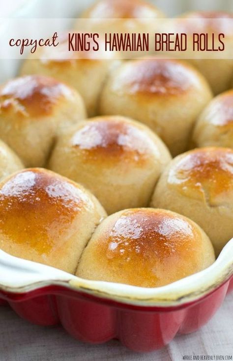 Bread Recipes Breadmaker, Hawaiian Bread Rolls, Hawaiian Sweet Breads, Hawaiian Bread, King Hawaiian Rolls, Hawaiian Sweet Rolls, Kings Hawaiian, Baked Rolls, Dinner Rolls Recipe