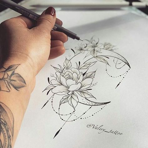 Small Shoulder Tattoos, Inspiration Tattoos, Geniale Tattoos, Drawing Flowers, Nature Tattoos, Trendy Tattoos, Mandala Tattoo, Piercing Tattoo, Love Tattoos