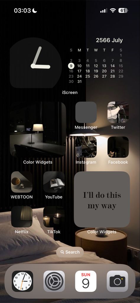 Iphone Theme Minimalist, I Phone Customization Screen, Dark Aesthetic Iphone Home Screen Layout, Iphone Home Screen Layout Men, Dark Iphone Aesthetic Layout, Iphone Themes Ios 16, Minimalist Iphone Setup, Custom Iphone Homescreen Aesthetic, Cool Widgets Iphone