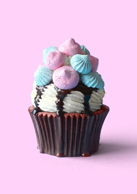 Cupcake Videos, Gender Reveal Cupcakes, Impressive Desserts, Rainbow Food, Pink Foods, Crazy Cakes, Fun Baking Recipes, Yummy Cupcakes, Cute Desserts