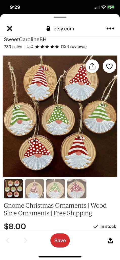 Christmas Tree Ideas Wood Ornaments, Wood Gnome Ornaments, Small Wood Ornaments Diy, Ornaments Out Of Wood Slices, Homemade Wood Slice Ornaments, Wood Ornament Decorating Ideas, Flat Round Ornaments Diy, Small Wood Ornaments, Wooden Disc Crafts Diy