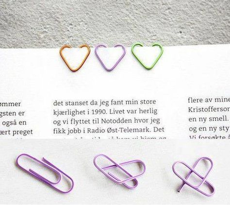 Todo para estar lindas♥: Clips con forma de corazón Buku Diy, Paper Clips Diy, Paperclip Crafts, Art Fil, Penanda Buku, Diy Bookmarks, Origami Crafts Diy, Paper Clips, Origami Crafts