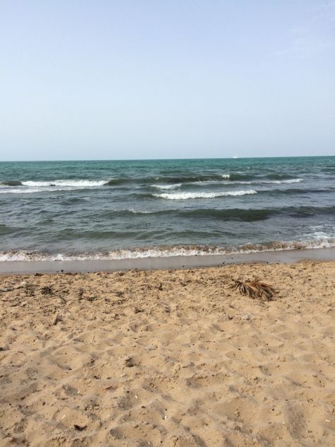 Plage de La Marsa, Tunisie Safe Place, Girls Trip, Beach Pictures, Sunny Days, Being Ugly, Nike, Iphone, Anime, Quick Saves