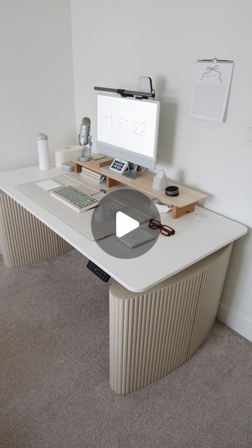 michelle ♡ on Instagram: "Rapid fire desk tour pt 2 🎧🎀⌨️🌸🫶🏽 If you haven’t seen part 1, go watch that first! 🤭 also forgot to mention my monitor stand!! Also from amaz0n 🤭 #desksetup #deskaesthetic #wfhsetup" Desk Tour, Monitor Stand, Room Design Bedroom, Design Bedroom, Desk Setup, Bedroom Design, Room Design, Office Supplies, Home Office