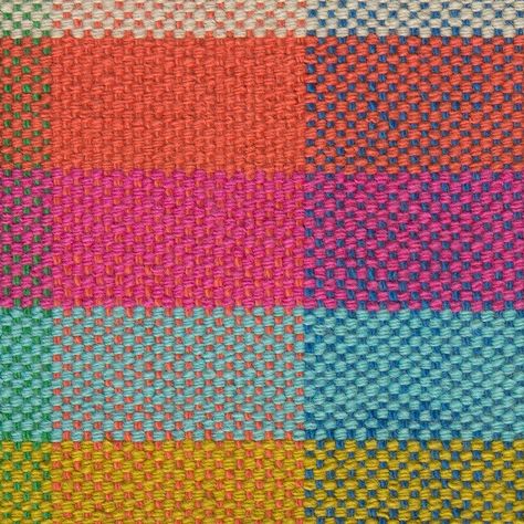 Maharam | Product | Rugs | Multitone by Hella Jongerius 675 Hella Jongerius, Paola Lenti, Weaving Projects, Weaving Patterns, Felted Wool, Textile Patterns, Yarn Crafts, Patchwork Quilts, Textures Patterns