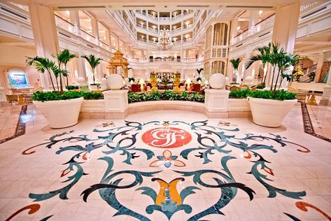 Grand Floridian Resort & Spa Review - Disney Tourist Blog Orlando Hotels, Disney Island, Theme Hotel, Grand Floridian Disney, Disney Tourist Blog, Disney Resort Hotels, Disney World Hotels, Disney World Tickets, Disney Hotels