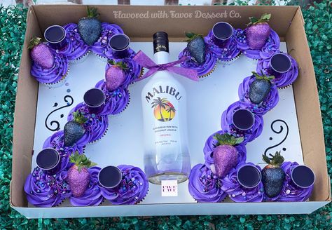 26 Birthday Ideas For Him, Adult Cupcakes, Birthday Cookout, Alcohol Birthday Cake, Alcoholic Cupcakes, 40th Birthday Cupcakes, 21st Birthday Cupcakes, 21st Birthday Themes, Liquor Cake