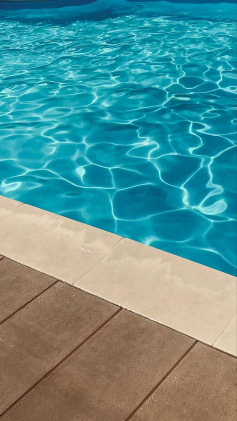 Pool Background For Editing, Poolside Background, Swimming Aesthetic Pool, Fence Ideas On A Budget, Pool Shed Ideas, Pool Summer Aesthetic, Pool Must Haves, Pool Party Aesthetic, Swimming Pool Aesthetic