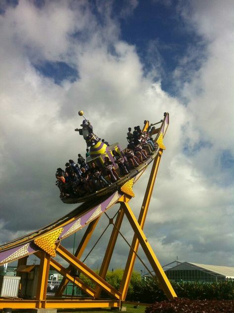 A fun ride. Enchanted Kingdom. Enchanted Kingdom Philippines, Golden Gate Bridge Wallpaper, South Sumatra, Dubai Frame, Bridge Wallpaper, Gate City, Enchanted Kingdom, School Field Trip, European Castles