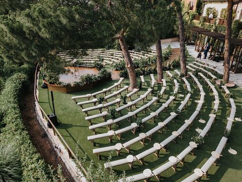 A wonderful destination wedding to watch! Toledo, Spain Visit www.tonibreiss.com to see all the details. This was the ceremony setup with beautiful benches in a semicircle and a high stage for the couple. #weddingceremony #destinationwedding #luxurywedding #weddingplanner #weddingdesigner #weddingconcept #weddingideas #tonibreiss Semi Circle Wedding Ceremony, Wedding Ceremony Benches, Circle Wedding Ceremony, Wedding Benches, Ceremony Benches, Wedding Bench, Wedding Ceremony Setup, Toledo Spain, Church Design