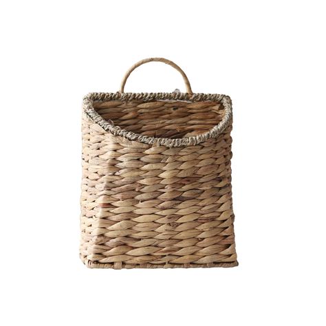 PRICES MAY VARY. ✅HIGH QUALITY BASKETS-They are all hand-woven by craftsmen,every basket is a unique handicraft. Made of natural and eco-friendly water hyacinth material over sturdy wire frame. hanging baskets no paint, 0 formaldehyde,eco-friendly and no pollution,can be used with confidence. ✅PRODUCT DIMENSION: 8.66*4.72*11.4 inches. Perfect for home, garden, patio, balcony, indoor and outdoor wall decoration. Please note that these products are handmade and the sizes may vary ±1 inch. ✅BEST DE Mail Basket Ideas Entryway, Stairway Organization, Door Baskets With Flowers, Hanging Baskets On Wall, Baskets On Wall For Storage, Basket Wreaths For Front Door, Wall Baskets Storage, Vase Greenery, Front Door Basket