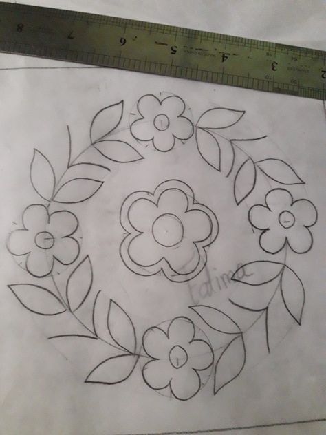 Outline Designs For Embroidery, Embroidery Pencil Designs, Flower Tracing Pattern, Trace Paper Design Embroidery Patterns, Embroidery Tracing Patterns, Embroidery Outline Designs, Embroidery Design Outline, Flower Pattern Drawing, Embroidery Stitches Beginner