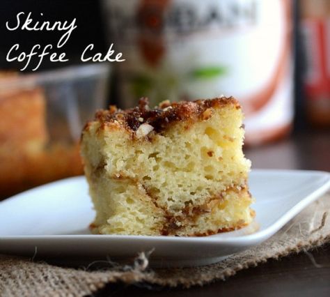 Fat Coffee, Low Cal Dessert, Cream Sauce Recipes, Cake Serving, Coffee Cake Recipes, Low Fat Recipes, Pecans, Coffee Cake, Healthy Desserts