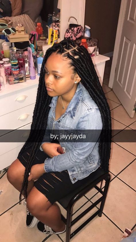 Follow Cali Yatta for more ❤️ Braids Weave, Hair Styles Braids, Faux Locks, Styles Braids, Long Box Braids, Braids With Weave, Girls Braids, Hair Laid, Twist Braids