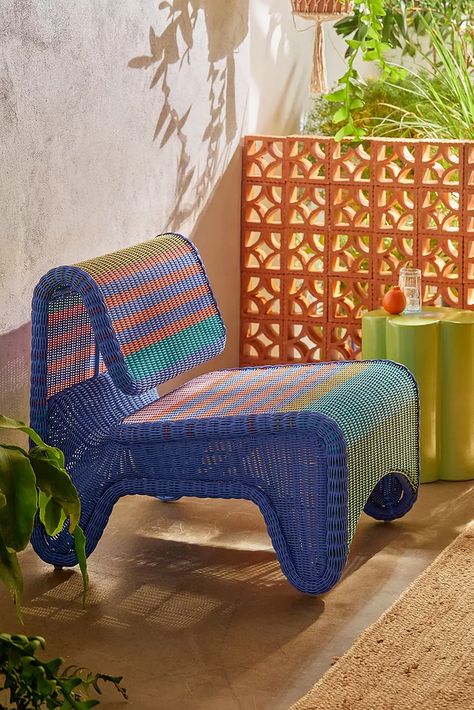 Woven Furniture, Outdoor Lounge Chair, Modern Garden Design, Lounge Chair Outdoor, Shop Chair, Outdoor Lounge, Modern Garden, Puglia, Large Furniture