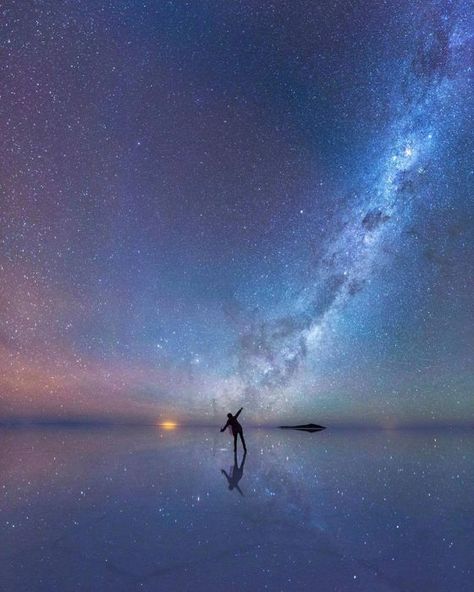 Salar de Uyuni, Bolivia.  Crédito: Xiaohua Zhao A Sky, Bolivia, Night Sky, Stars, Water