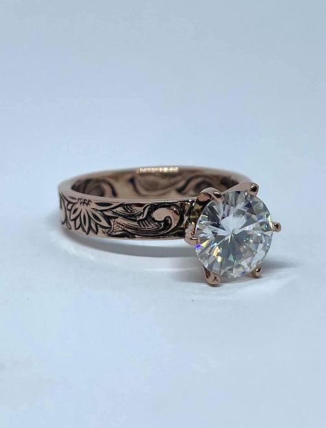 Promise Ring Western, Rustic Western Wedding Rings, Tourquise Wedding Rings, Country Promise Rings For Her, Tooled Engagement Rings, Promise Rings Country, Western Style Wedding Rings For Women, Unique Western Engagement Rings, Simple Western Promise Rings