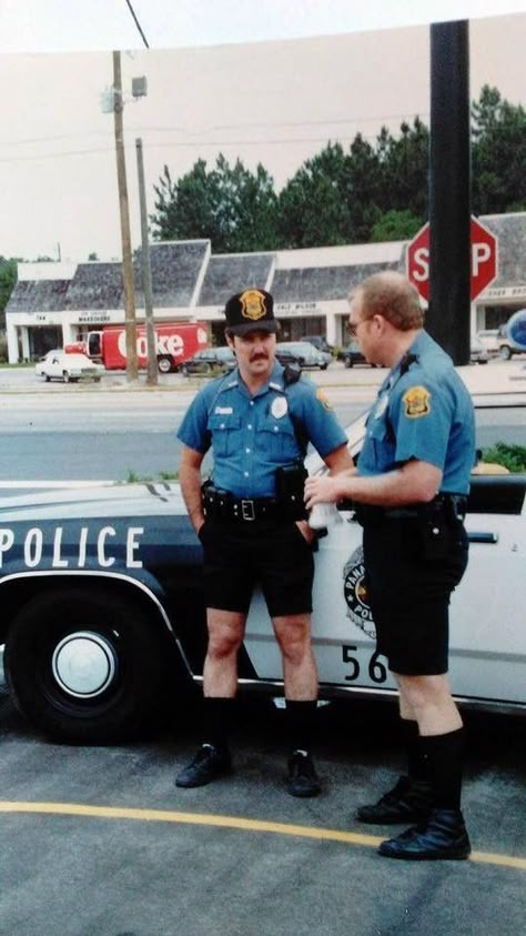 Cops wearing shorts in Panama City police department, 1980s. 1970s Police Uniform, 80s Cop, 9 To 5 Musical, Police Funny, The Village People, Cop Outfit, 80s Pictures, Mall Cop, The Odd Couple