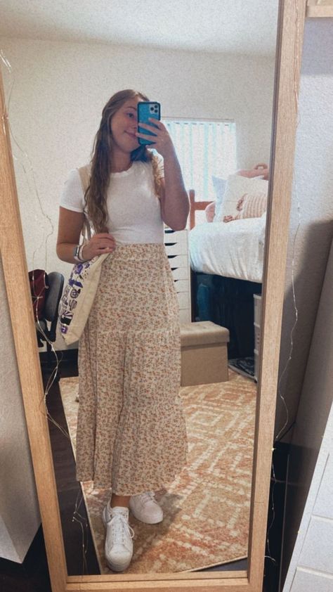 Teacher Looks Outfit Summer, Skirt And Converse Outfit Summer, Modest Outfits With Converse, Teacher Long Skirt Outfits, New Teacher Outfits Simple, Christian Outfits Women, Teacher Outfit Inspo Summer, Modest Teacher Outfits Skirts, Teacher Outfits Long Skirts