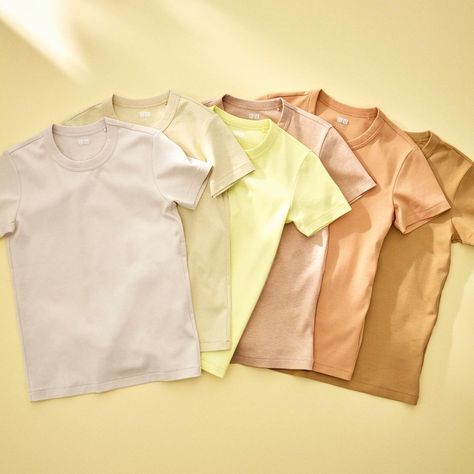 UNIQLO AUSTRALIA on Instagram: “Refresh your Spring wardrobe with the ultimate essential, the Uniqlo U Crew Neck T-Shirt. Shop now from 12 colours.” Uniqlo Tshirts, Uniqlo Tshirt, Uniqlo U, Colors For Spring, Spring Wardrobe, Warm Colors, Uniqlo, Capsule Wardrobe, Neck T Shirt