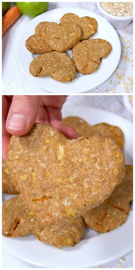 Carrot Dog Treats, Homemade Dog Cookies, Carrot Dogs, Easy Dog Treat Recipes, Dog Biscuits Homemade, Dog Biscuit Recipes, Easy Dog Treats, Healthy Dog Treats Homemade, Dog Treats Homemade Recipes