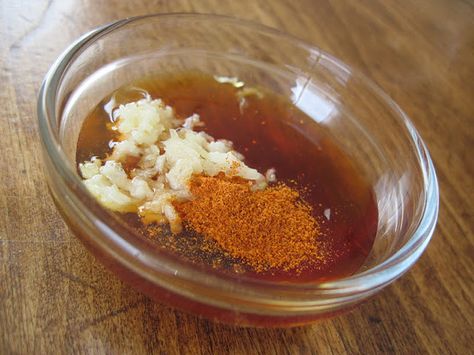 Hot Honey for Strep Throat  4 cloves of garlic, minced 4 T. of honey 1/2 t. of cayenne pepper  Mix in small bowl. Take 1/2 a teaspoon every 1/2 hour. Don't rinse down right away, let sit on the back of your throat. The Cayenne helps bring blood to the area for healing the garlic helps heal quickly and the honey holds it all together and also contains healing properties when raw. Strep Throat Remedies, Homemade Cold Remedies, Hot Honey Recipe, Cold Remedies Fast, Throat Remedies, Sore Throat Remedies, Sick Remedies, Strep Throat, Hot Honey