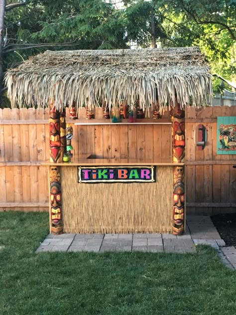 Tiki Shed Ideas, Garage Tiki Bar Ideas, Deck Tiki Bar Ideas, Patio Tiki Bar, Patio Tiki Bar Ideas, Tikki Bar Ideas, Diy Tiki Bar Ideas, Tiki Yard Ideas, Tiki Bar Ideas For Party