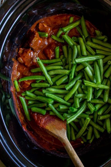 Braised Beef and Green Bean Stew (Lebanese Lubee) from The Food Charlatan Beef And Green Beans Recipe, Beef And Green Beans, Green Bean Stew, Paleo Beef Stew, Slow Cooker Green Beans, Beans In Crockpot, Mediterranean Foods, The Food Charlatan, Beef Stew Crockpot