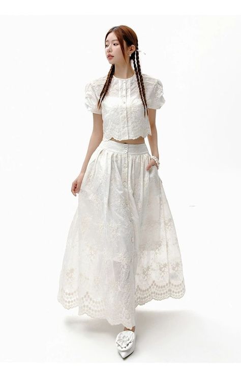 Cutwork Dress, Chinese New Year Outfit, Fashion Top Outfits, Grad Dresses, Fashion Attire, Alternative Outfits, 가을 패션, Fashion Design Clothes, Sewing Dresses