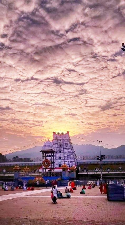 Tirupati Balaji Temple, Lord Balaji Hd Wallpaper 4k, Venkateswara Swamy Images Hd 1080 Wallpaper, Tirumala Venkateswara Temple, Balaji Temple, Venkateswara Temple, Historical Temples, God Venkateswara Images Hd Wallpaper, Tirupati Balaji