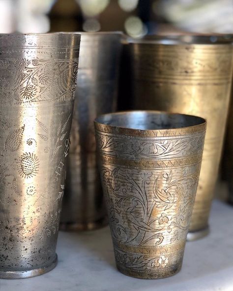 COURTNEY BARTON on Instagram: “Is anyone else daydreaming about traveling again? When I’m in India, picking up a morning ‘lassi’ is one of my favorite indulgences. For…” Indian Bookshelf, Desi Kitchen, Breakfast Presentation, Wedding Gift Hampers, Metal Vases, Kitchen Decor Collections, Live Drawing, Castle Aesthetic, Metal Cups