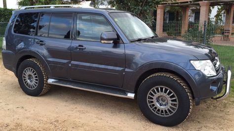 Mitsubishi Pajero 3 Door, Suv Car, Suv, Road, Cars, Vehicles, Quick Saves