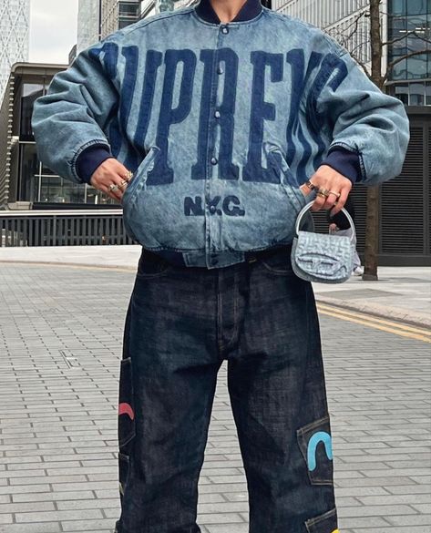 Y2k Varsity Jacket Outfit, Supreme Denim Jacket, Supreme Varsity Jacket, Evisu Denim Jacket, Denim Varsity Jacket Outfit, Trenton Core, Evisu Jacket, Bags Diesel, Jean Jacket Streetwear