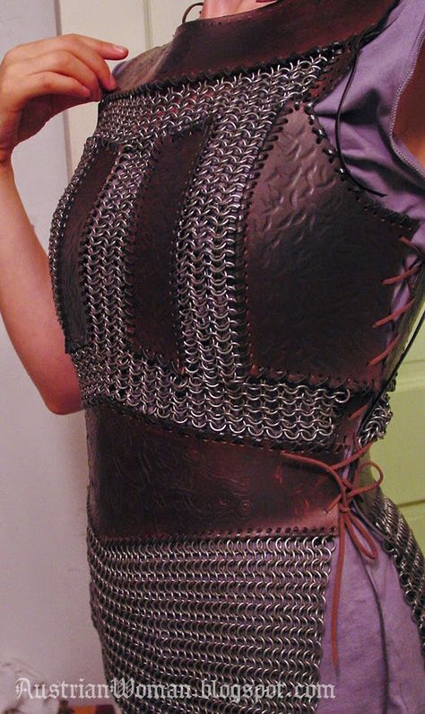 vikings lagertha battledress 2 Lagertha Armor, Chain Maille Armor, Lagertha Cosplay, Viking Chainmail, Women's Armor, Lagertha Costume, Chain Mail Armor, Armor Inspiration, Vikings Lagertha