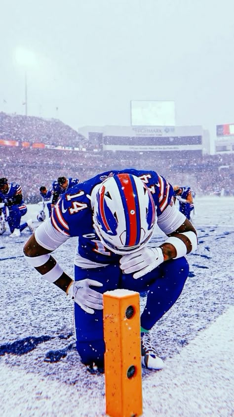 Buffalo Bills Wallpaper, Bills Wallpaper, Nfl Aesthetic, Football Wallpaper Iphone, Cool Football Pictures, Football Swag, Nfl Wallpaper, Football Drip, Football Poses