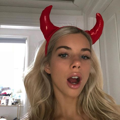 joanna ⋆ ☆ (@joannakuchta) posted on Instagram: “not in costume” • Oct 21, 2020 at 5:17pm UTC Angel And Devil Costume, Joanna Kuchta, Devil Costume, Fountain Of Youth, Angel And Devil, 2024 Trends, Year Of The Dragon, Beauty And Lifestyle, Beauty Lifestyle