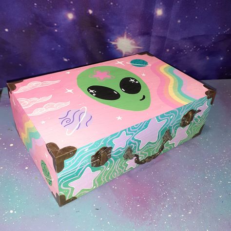 Kawaii Alien stash box, pastel rainbow clouds planets stars space cute, uv glow 90's vibes colorful, storage keepsake chest boxes trickets Cute Alien, Stash Box, Rainbow Cloud, Cute Diys, Hand Painted Wood, Organization Boxes, Pastel Rainbow, Storage Organization, Painting On Wood