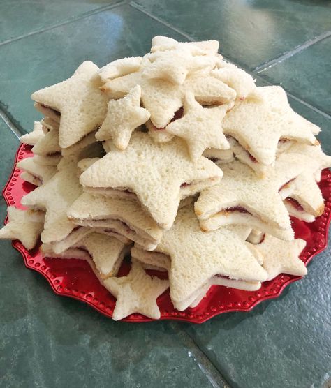 Needed something different. Used a star cookie cutter to cut bread first then spread the peanut butter and jelly on. They were a hit both you g and old. Peanut Butter And Jelly Party Sandwiches, Star Themed Snacks, Space Birthday Party Food Snacks Ideas, Star Shaped Food, Star Sandwiches, Graduation Snacks, Space Party Food, Star Snacks, Space Food