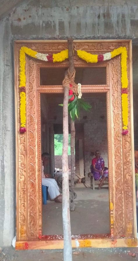 South Indian style Main Door Entrance Design, Door Entrance Design, South Indian Style, Single Door Design, Door Entrance, Wooden Door Design, Entrance Design, Design Wood, Main Door