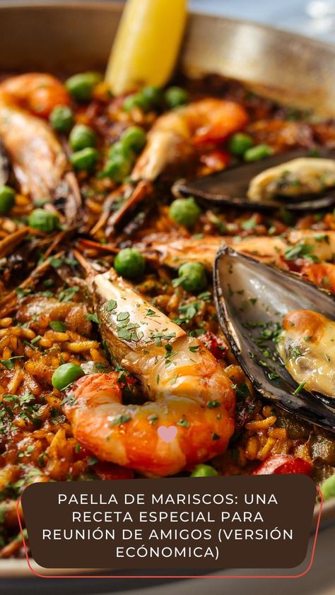 La paella de mariscos también es conocida por muchos como arroz a la marinera, este es uno de los platos más ricos que existen en la gastronomia mundial por tener tantos ingredientes ricos que le dan un buen sabor. Esta receta que te voy a enseñar a hacer hoy es muy fácil de hacer siempre y cuando sigas con atención las instrucciónes, ya que hacer una paella marinera como estas requiere de un par de cosas claves como buenos frutos del mar y atención en todo el proceso de cocción. Chicken Wings, Food And Drink, Yummy Food, Pasta, Meat, Chicken