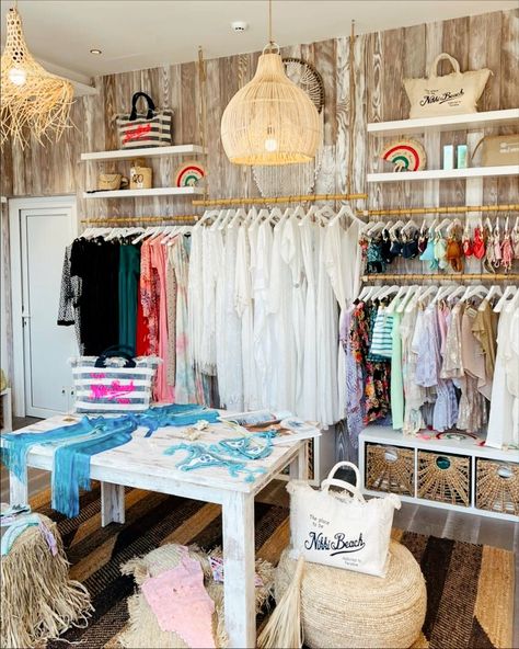 Let's welcome Shop Nikki Beach to Montenegro. @nikkibeachmontenegro is a stylish seaside property located on the Bay of Tivat. From the inviting décor to the barefoot luxury amenities and spectacular views, every detail will take your breath away. Surf Shop Boutique, Resort Gift Shop, Beach Gift Shop, Beach Shop Aesthetic, Boutique Display Ideas Retail Stores, Small Boutique Interior Design Ideas, Small Boutique Ideas, Small Boutique Interior Design, Small Boutique Interior