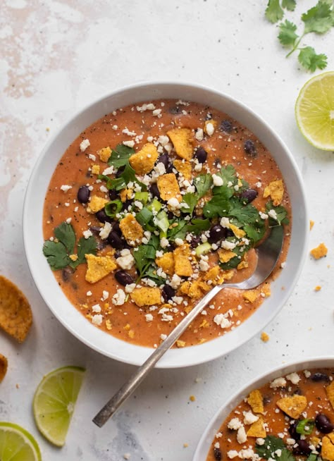 Cheesy Black Bean Tortilla Soup Black Bean Tortilla Soup, Bean Tortilla Soup, Black Bean Tortilla, Tortilla Soup Recipe, Fall Soup Recipes, Black Bean Soup, Fall Soups, Tortilla Soup, Fall Dinner