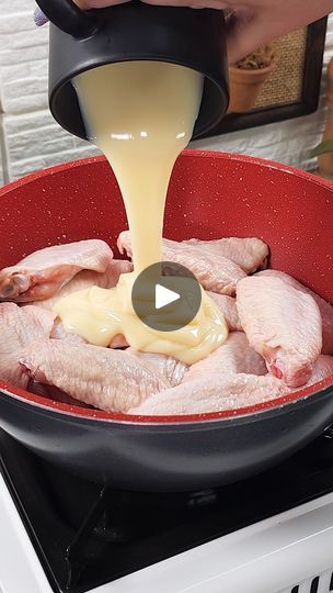 289K views · 2.8K reactions | Pour condensed milk on top of the chicken wings! A tasty recipe ready in no time! | Pour condensed milk on top of the chicken wings! A tasty recipe ready in no time! | By Want More Recipes | Pour condensed milk on top of
the chicken wings. A tasty recipe ready in no time. Let's
get right into it. We'll need about one and a half pounds of
chicken wings. Add one tablespoon of baking soda,
cover with water, Mix and let it sit for 10
minutes. In a pan, melt one tablespoon
of butter. Drain the water from the chicken wings and add them
to the pan. Season with 1 teaspoon of salt,
1 teaspoon of paprika, and half a teaspoon of black pepper. Mix
the seasonings well with the chicken. Let it brown nicely. Look how juicy it's getting. Now, let's make a delicious
sauce. Thr Condensed Milk Chicken Wings, Seasoning For Chicken Wings, Chicken George, Chinese Wings, Milk Chicken, Cooking Chicken Wings, Healthy Recipes Easy Snacks, Tasty Recipe, Yummy Chicken Recipes