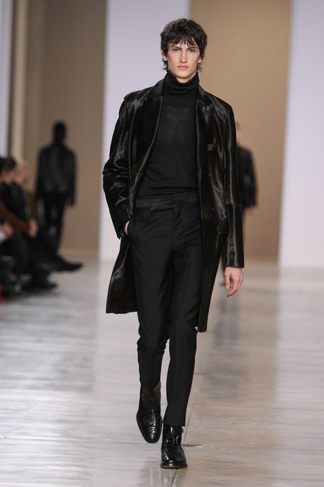 Hermes Menswear, Hermes Fashion, 2024 Menswear, Black Clothes, Hermes Men, Man Style, Steve Mcqueen, Mens Fall, Fall 2024