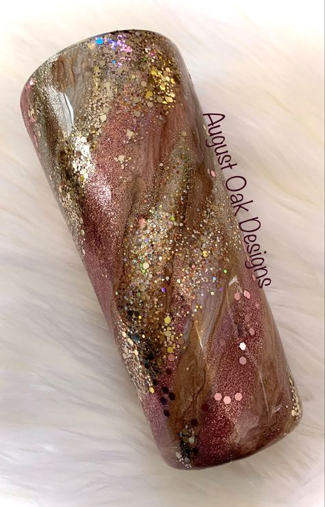 Milky Way Tumbler, Pen Ideas, Gold Tumbler, Pink Tumblr Aesthetic, Epoxy Tumbler, Resin Tumblers, Glitter Tumbler Cups, Glitter Wine, Painted Cups