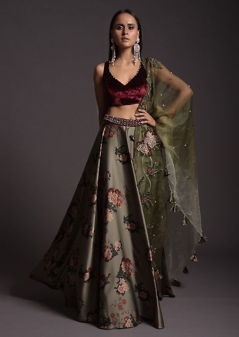 Floral Satin Skirt, New Lehenga, Laurel Green, Indian Dresses Online, Printed Lehenga, Diwali Outfits, Kalki Fashion, Traditional Dresses Designs, Embellished Belt