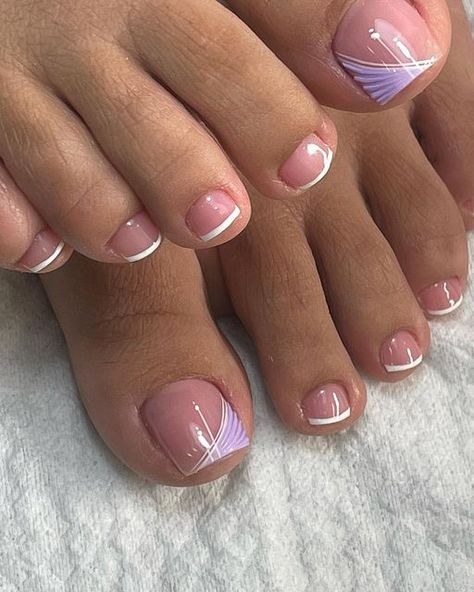 Cute Pedicure Ideas, Semi Pies, Toenails Ideas, Nails Pies, Almond Acrylic Nails Designs, Infinity Nails, Pedicure Nail Designs, Gel Toe Nails, Acrylic Toe Nails